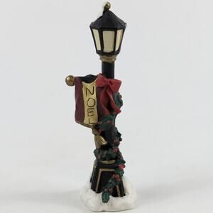 Christmas Lamp Post Ornament 4″ NOEL Banner Wreath Garland Holiday Street‑Lamp